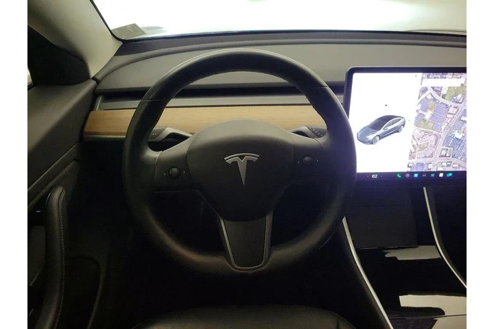 $23998 : Tesla Model 3 2019 AWD Long image 10