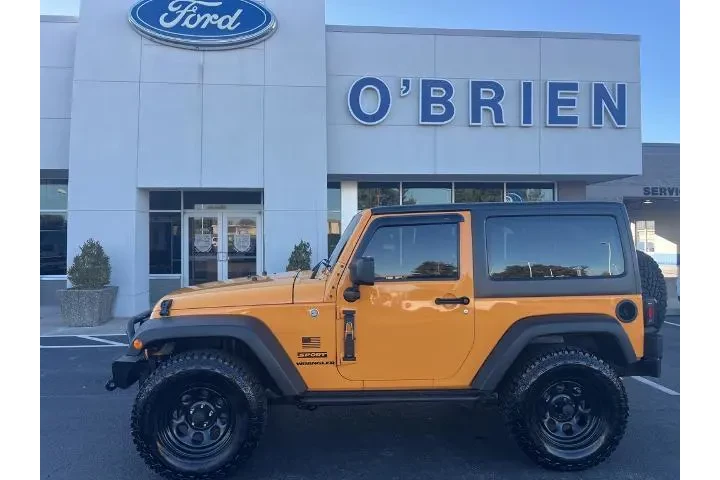 $11990 : Jeep Wrangler 2013 4x4 Sport image 2