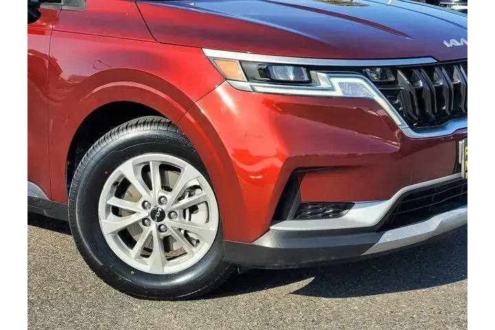 $21988 : Kia Carnival 2022 LX 4dr Min image 9