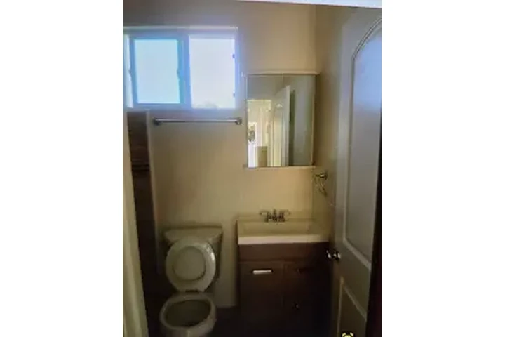 $1600 : ARLETA RENTO CASITA image 3