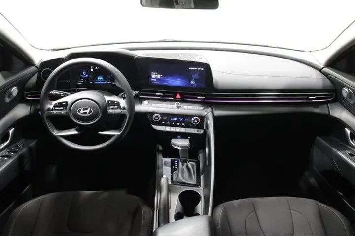 $21987 : Hyundai ELANTRA 2024 SEL 4dr image 2