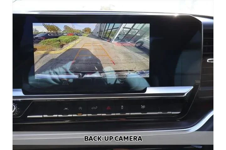 $39990 : GMC Sierra 1500 2025 4x2 SLT image 3