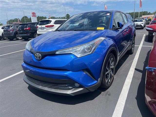 $14991 : PRE-OWNED 2018 TOYOTA C-HR XL image 6