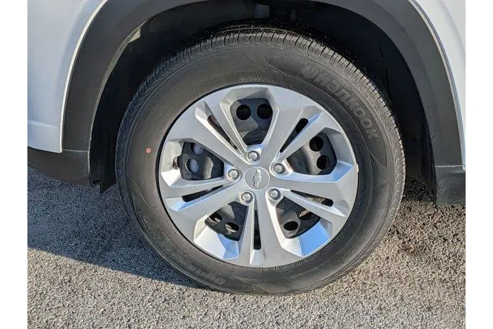 $19994 : Chevrolet Trax 2025 LS 4dr C image 9