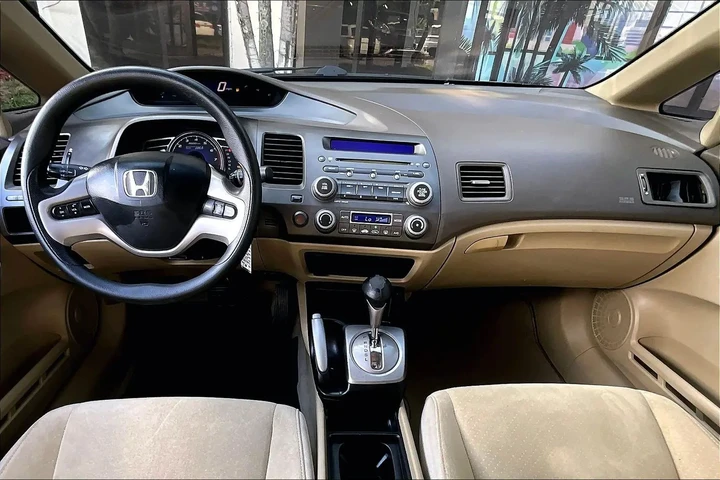 $1000 : CIVIC HYBRID SEDAN 4D image 3