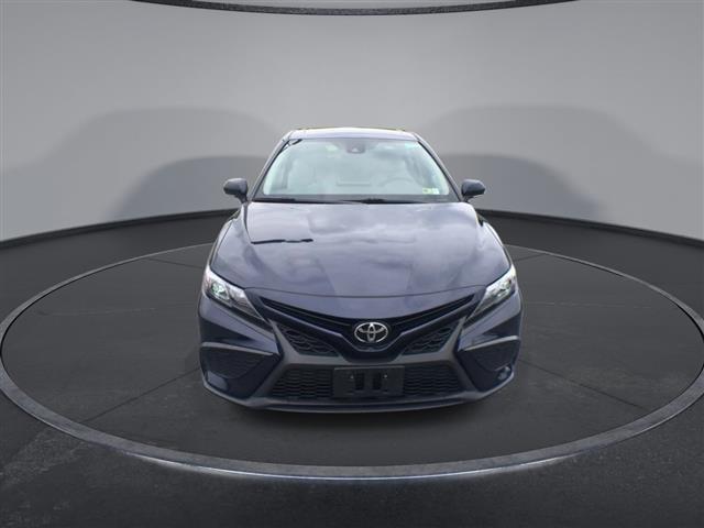 $24000 : PRE-OWNED 2021 TOYOTA CAMRY SE image 3