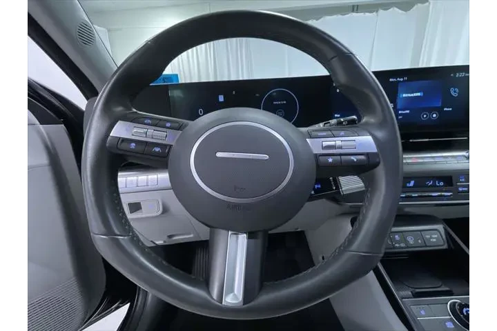 $22995 : Hyundai KONA 2024 AWD SEL 4d image 8