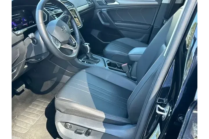 $21996 : Volkswagen Tiguan 2024 Wolfs image 9