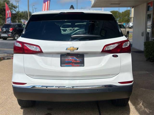 $18999 : 2020 Equinox LT image 8