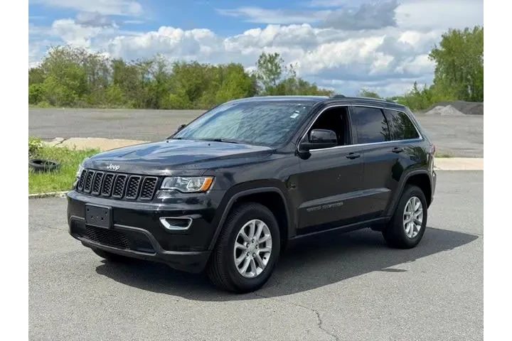 $27870 : Jeep Grand Cherokee 2021 4x4 image 1