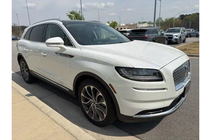 $36380 : Lincoln Nautilus 2022 AWD Re image 8