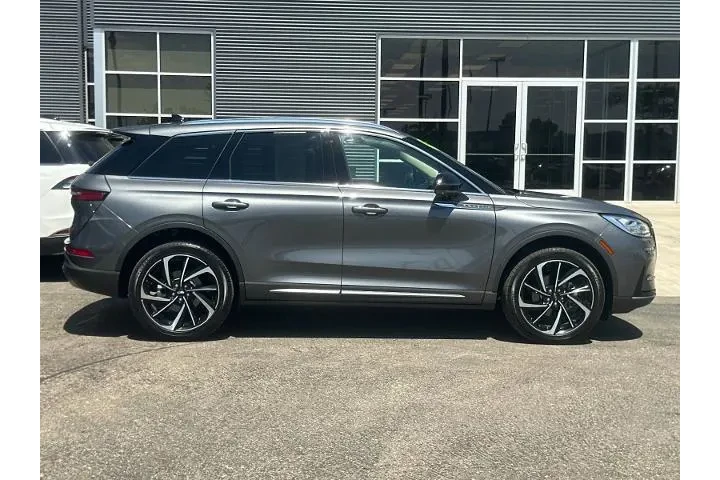 $37745 : Lincoln Corsair 2024 Reserve image 2