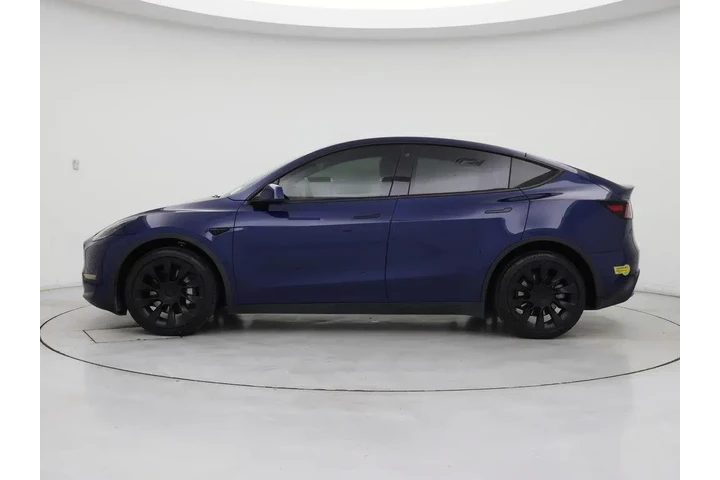 $29998 : Tesla Model Y 2022 AWD Long image 3