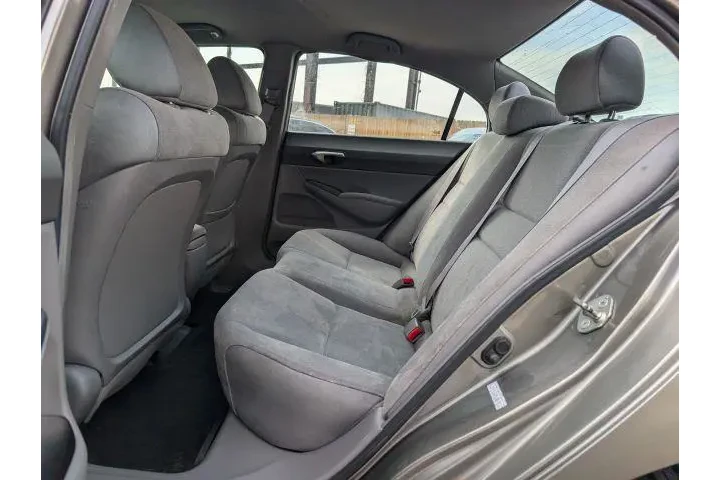 $5500 : Honda Civic 2006 LX 4dr Seda image 6