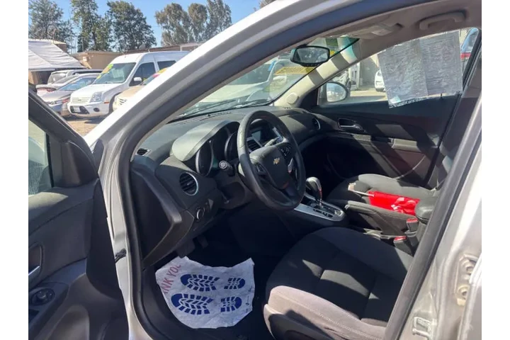 $8999 : 2015 200 Limited image 10