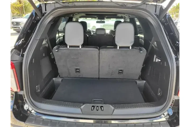 $31991 : Ford Explorer 2022 AWD ST 4d image 6