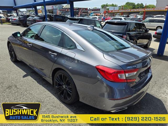 $21995 : Used 2018 Accord Sedan Sport image 5