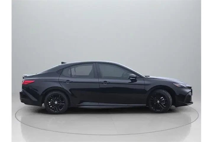 $28991 : Toyota Camry 2025 SE 4dr Sed image 9