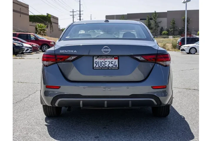 $20336 : Nissan Sentra 2025 SV 4dr Se image 5