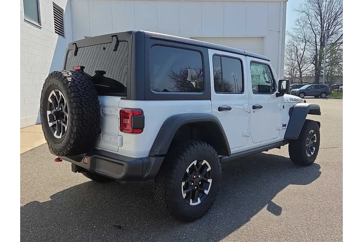 $39588 : Jeep Wrangler 2025 4x4 Rubic image 6