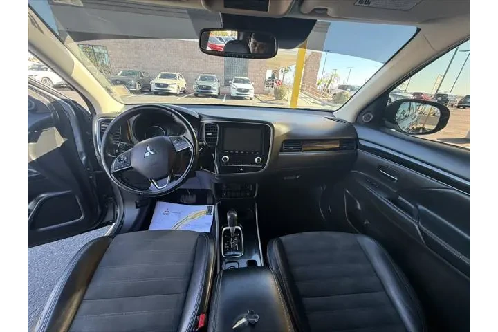 $14965 : Mitsubishi Outlander 2020 AW image 5