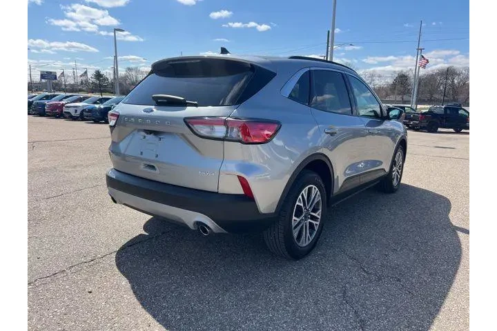 $20415 : Ford Escape 2022 AWD SEL 4dr image 4
