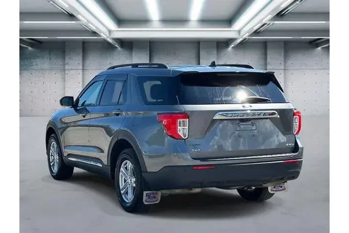 $28555 : Ford Explorer 2023 AWD XLT 4 image 6
