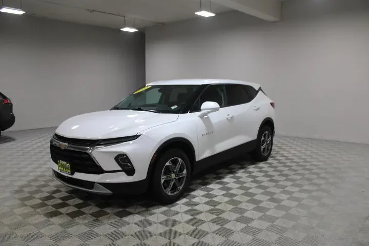 $28995 : Chevrolet Blazer 2023 AWD LT image 4