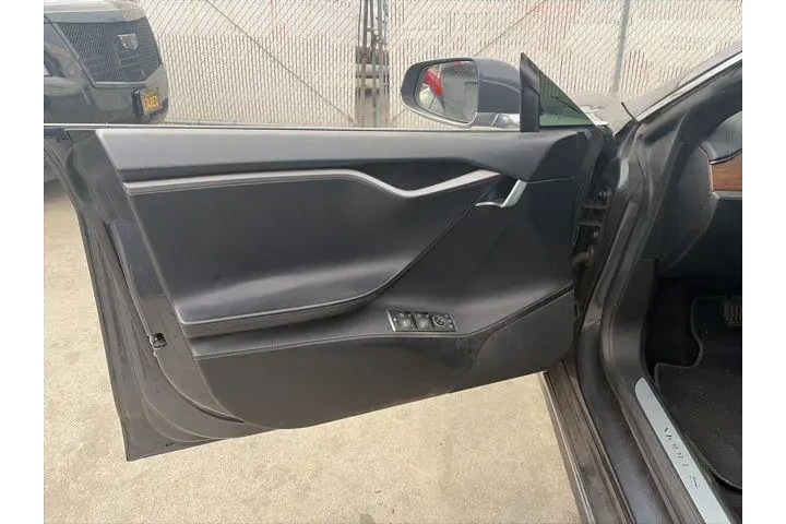 $21700 : Tesla Model S 2018 AWD 75D 4 image 9