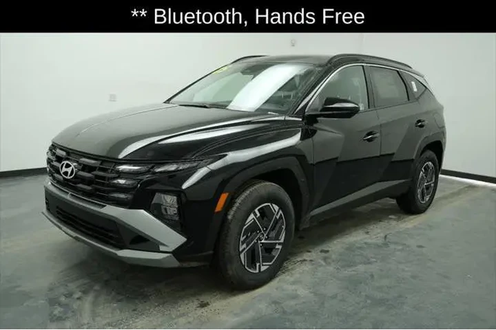 $30545 : Hyundai TUCSON Hybrid 2025 A image 3