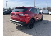 $20579 : Ford Escape 2022 AWD SE 4dr thumbnail