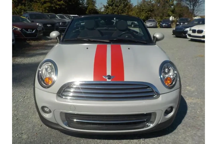 $11551 : 2015 Convertible Base Roadster image 9