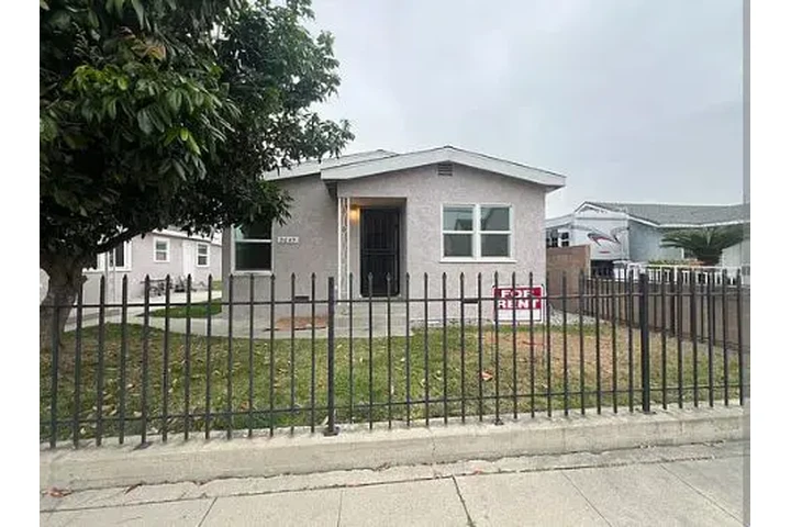 $1700 : HOUSE WILL BE AVAILABLE image 1