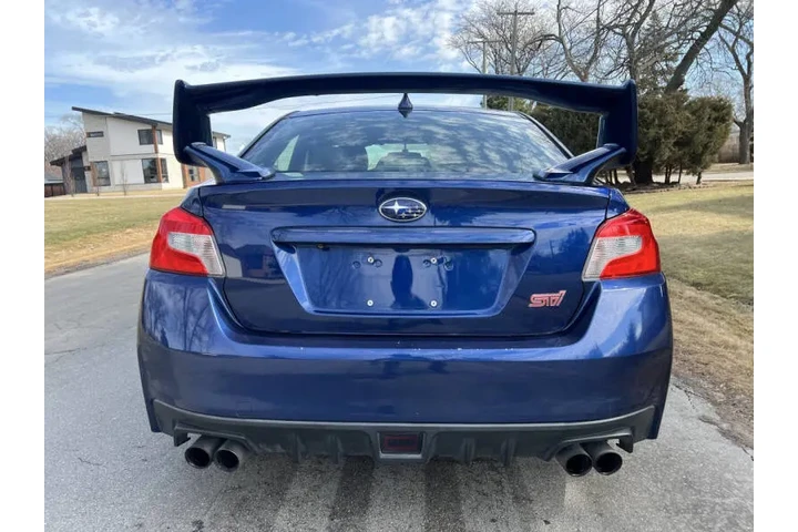 $18997 : 2015 WRX STI image 7