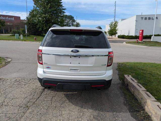 $12900 : 2015 Explorer XLT image 5