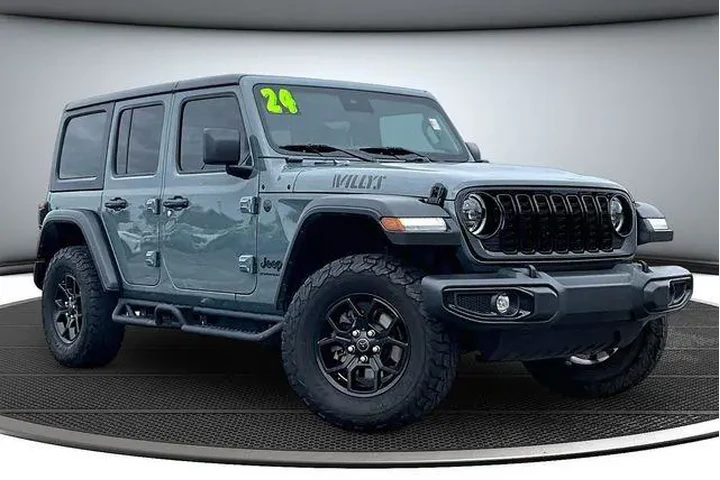 $38000 : Jeep Wrangler 2024 4x4 Willy image 3