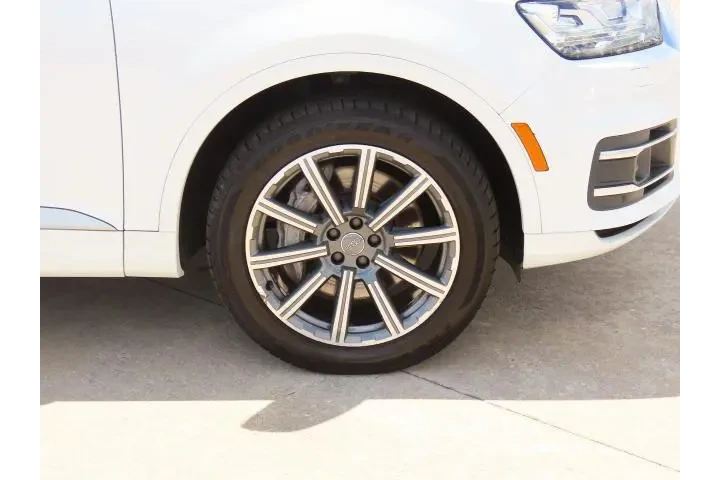 $14999 : Audi Q7 2018 AWD 3.0T quattr image 9