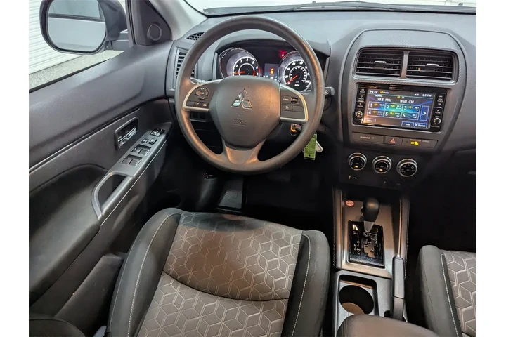 $22997 : Mitsubishi Outlander Sport 2 image 7