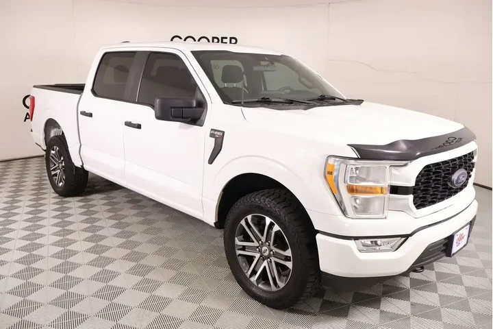 $28997 : Ford F-150 2021 4x4 XL 4dr S image 1