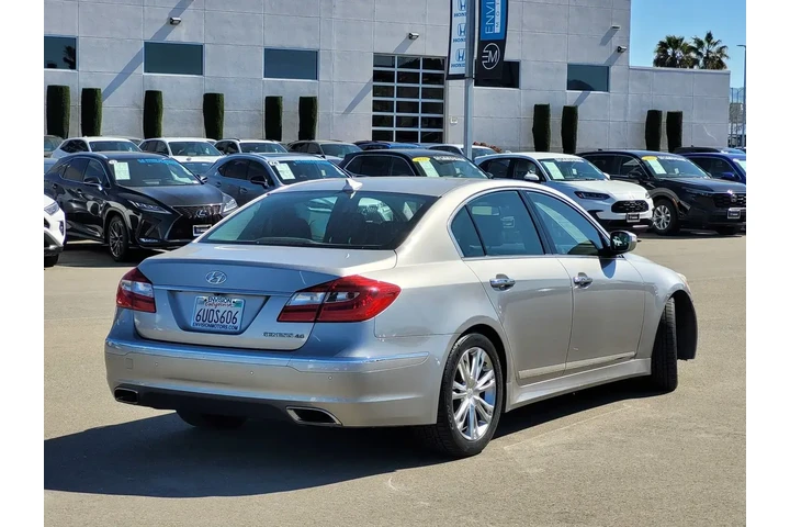 $8998 : Hyundai Genesis 2012 4.6L V8 image 5