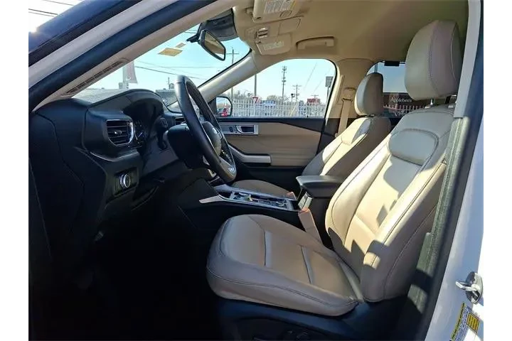 $27984 : Ford Explorer 2022 AWD XLT 4 image 10