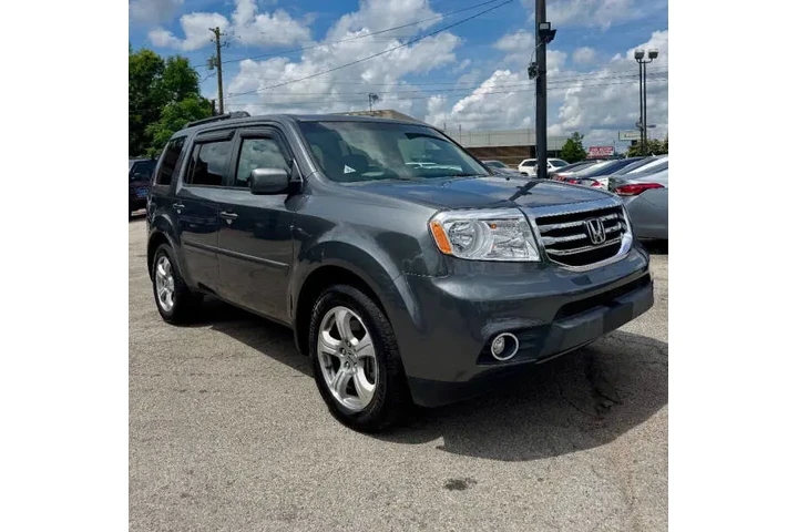 $6400 : 2013 Pilot EX image 3