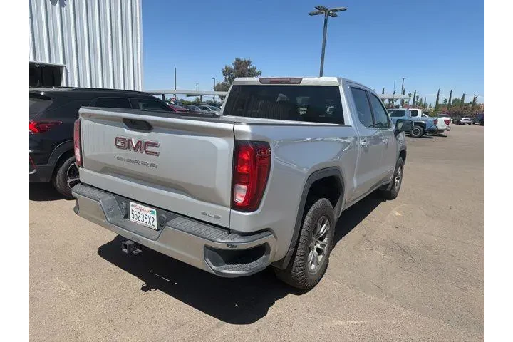 $31900 : GMC Sierra 1500 2020 4x2 SLE image 4