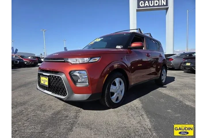 $12995 : Kia Soul 2022 LX 4dr Crossov image 3