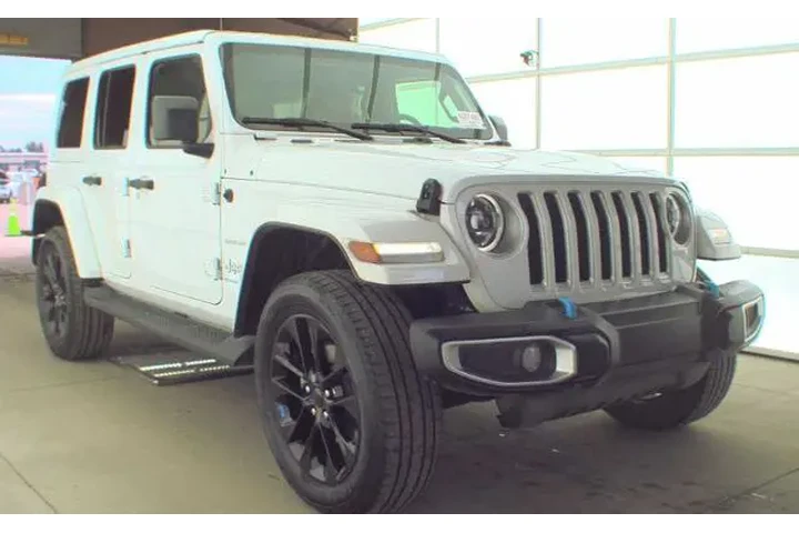 $30374 : Jeep Wrangler 2023 4x4 Sahar image 8