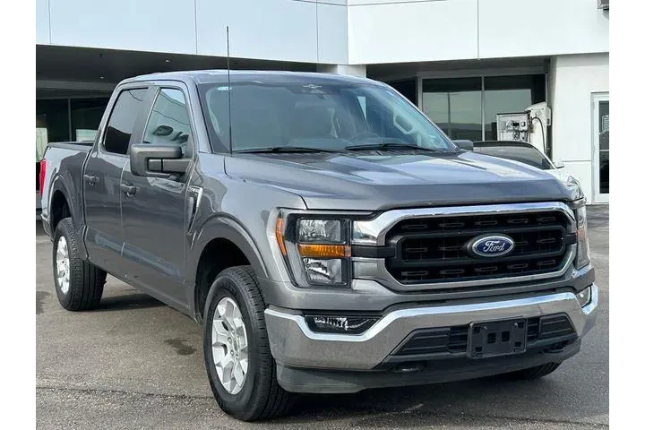 $39000 : Ford F-150 2023 4x4 XL 4dr S image 1