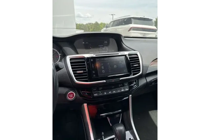 $20000 : Honda Accord 2017 Touring 4d image 3