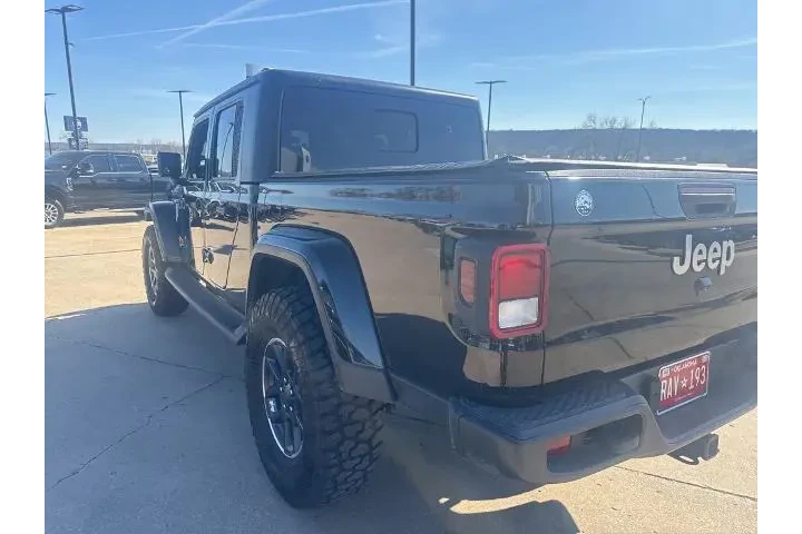 $27495 : Jeep Gladiator 2021 4x4 Over image 4