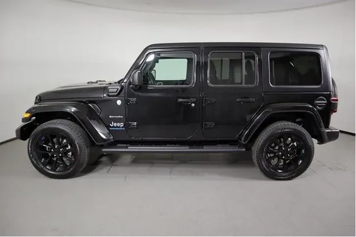 $31550 : Jeep Wrangler 2023 4x4 Sahar image 10