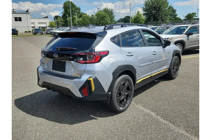$29860 : Subaru Crosstrek 2025 AWD Sp image 4